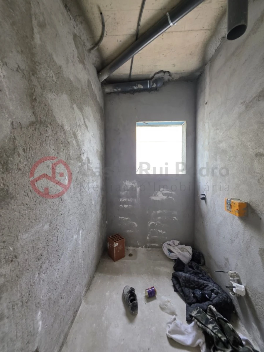 Moradia T3 para Venda em Fernao Ferro Foto 5