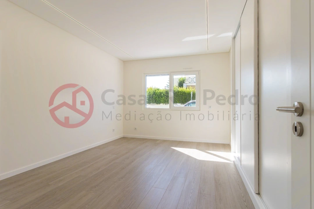 Moradia T2 para Venda em Fernao Ferro Foto 8