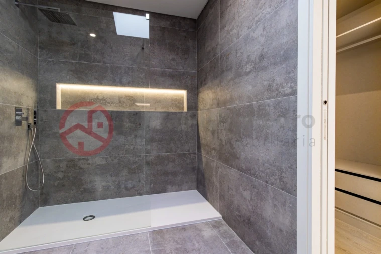 Moradia T1 para Venda em Fernao Ferro Foto 13