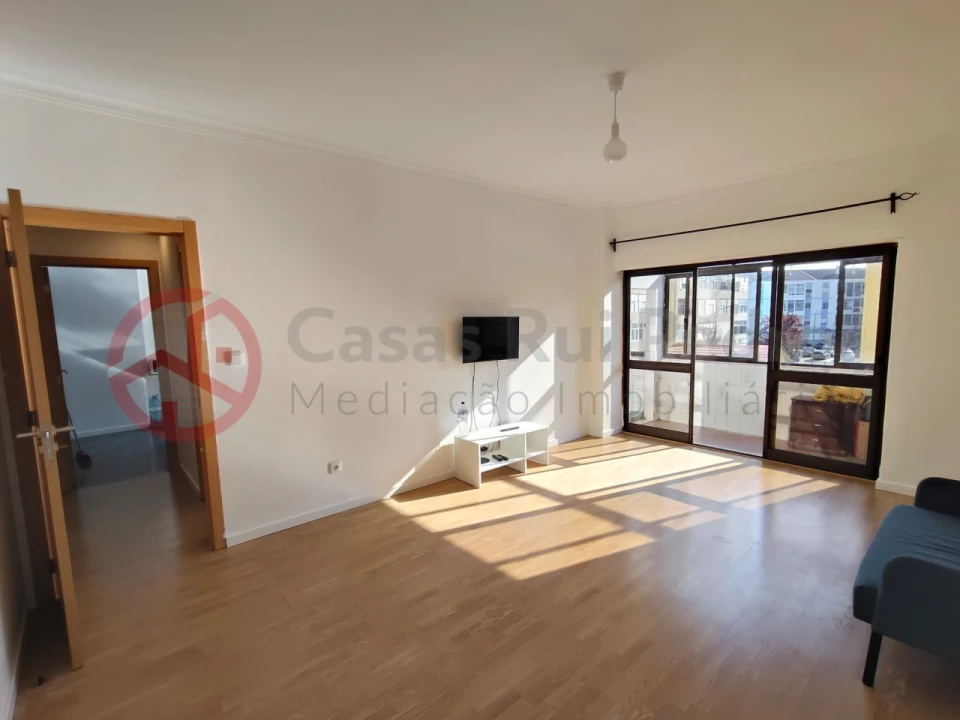 Apartamento T1 para Venda em Alto do Seixalinho, Santo André e Verderena Foto 1