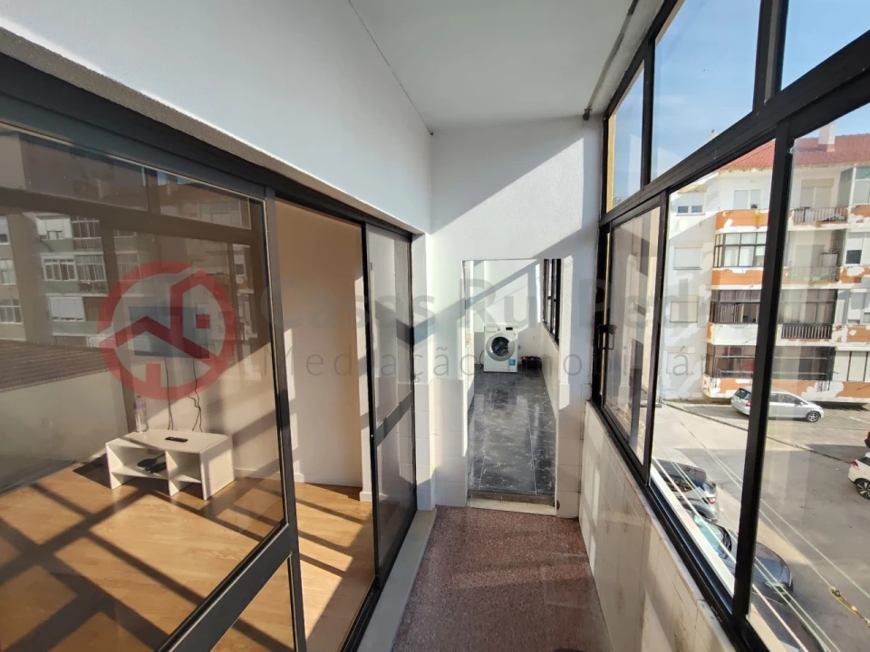 Apartamento T1 para Venda em Alto do Seixalinho, Santo André e Verderena Foto 15