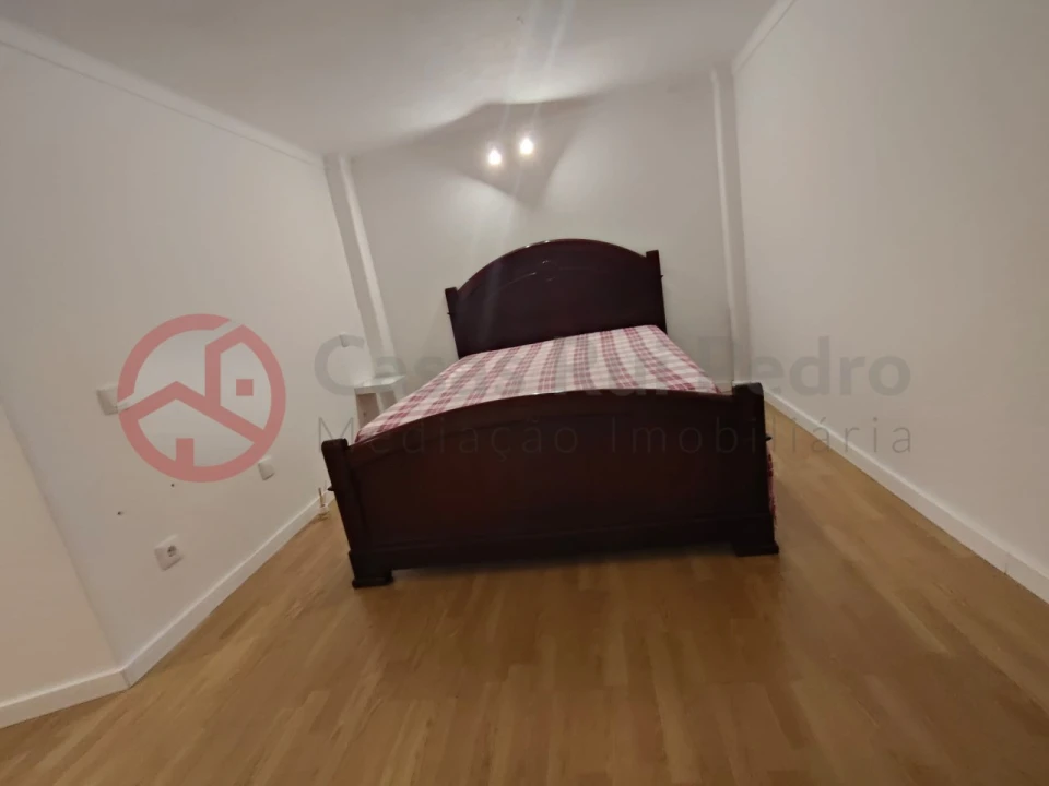 Apartamento T1 para Venda em Alto do Seixalinho, Santo André e Verderena Foto 32