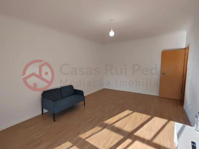 Apartamento T1 para Venda em Alto do Seixalinho, Santo André e Verderena Foto 12