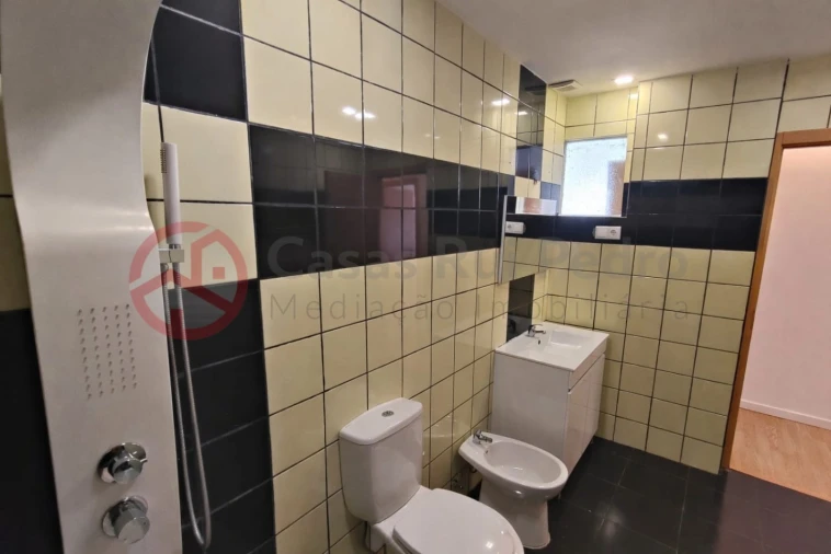 Apartamento T1 para Venda em Alto do Seixalinho, Santo André e Verderena Foto 40
