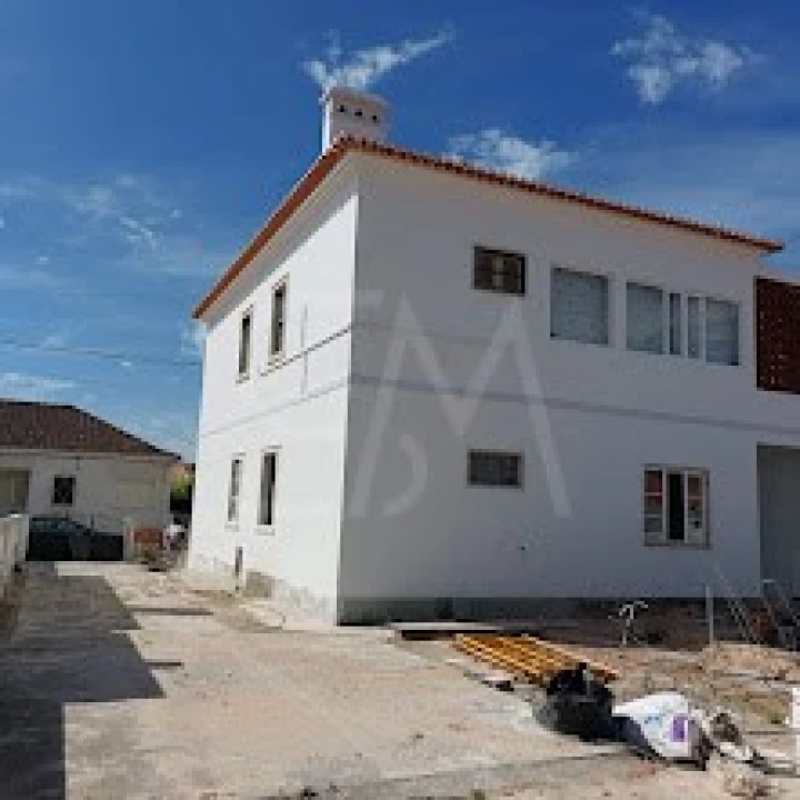 Moradia T1 para Venda em São João Baptista Foto 7