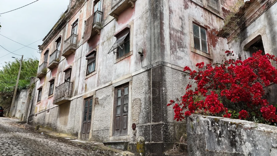 Moradia T10 para Venda em Roliça