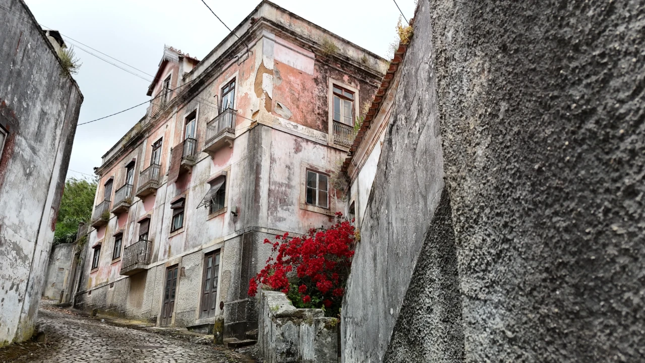 Moradia T10 para Venda em Roliça Foto 7