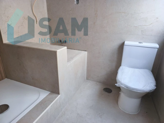 Moradia T3 para Venda em São Martinho do Porto Foto 1