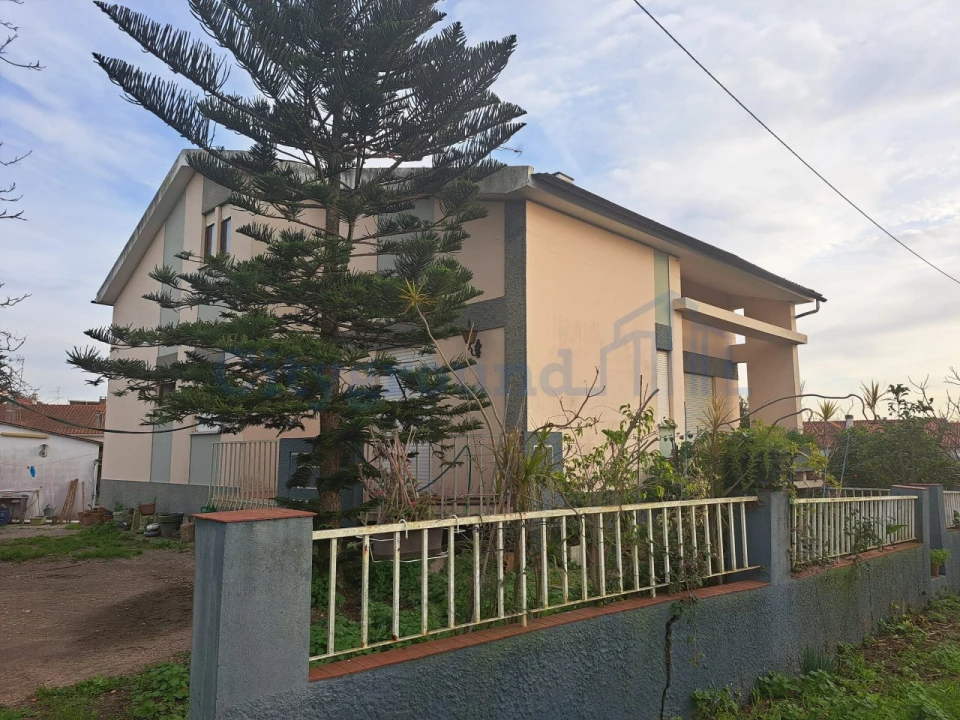 Moradia T5 para Venda em Leiria, Pousos, Barreira e Cortes Foto 4