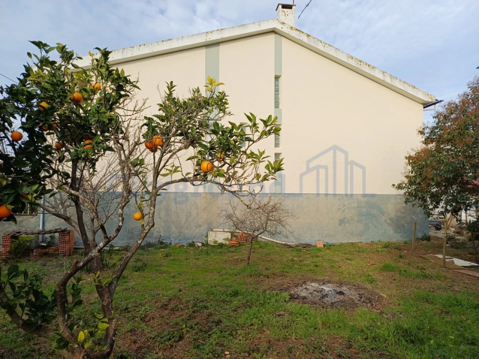 Moradia T5 para Venda em Leiria, Pousos, Barreira e Cortes Foto 10