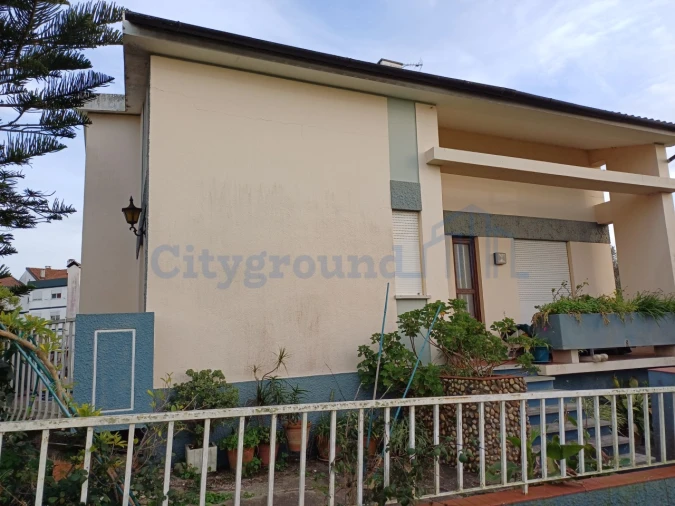 Moradia T5 para Venda em Leiria, Pousos, Barreira e Cortes Foto 5