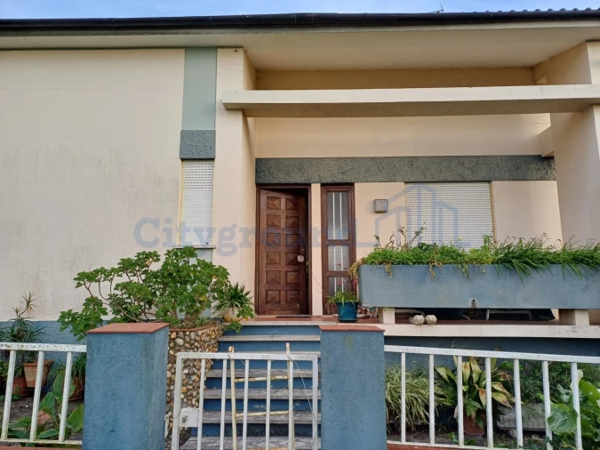 Moradia T5 para Venda em Leiria, Pousos, Barreira e Cortes Foto 6