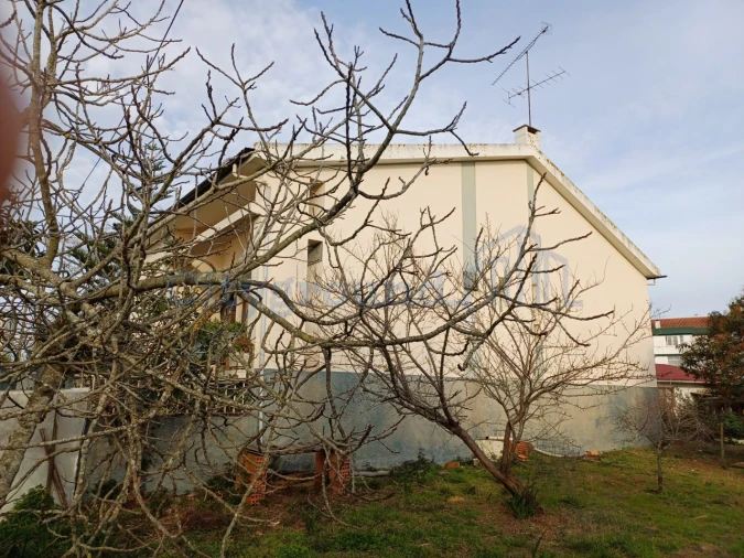 Moradia T5 para Venda em Leiria, Pousos, Barreira e Cortes Foto 8