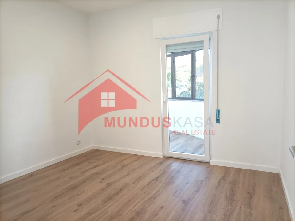 Apartamento T2 para Venda em Sesimbra (Castelo) Foto 22