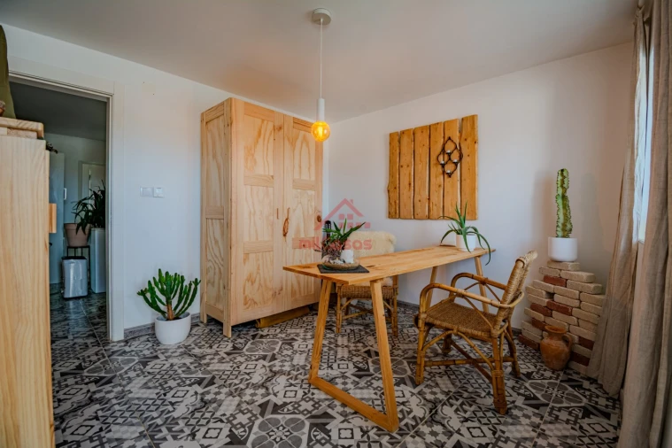 Moradia T2 para Venda em São Pedro da Cadeira Foto 5