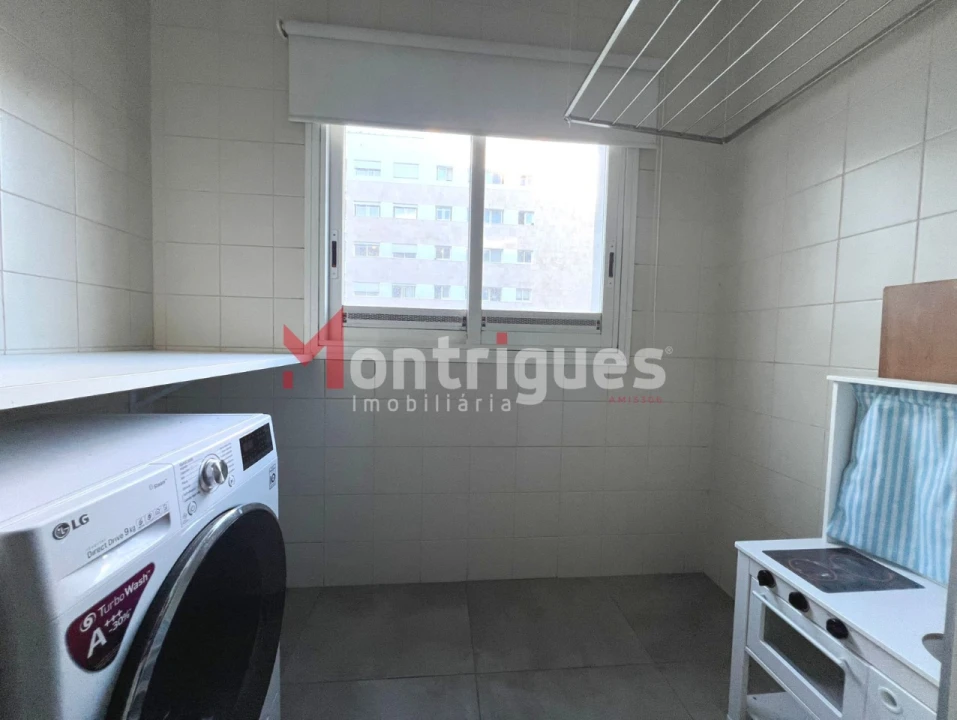 Apartamento T2 para Venda em Parque das Nações Foto 10