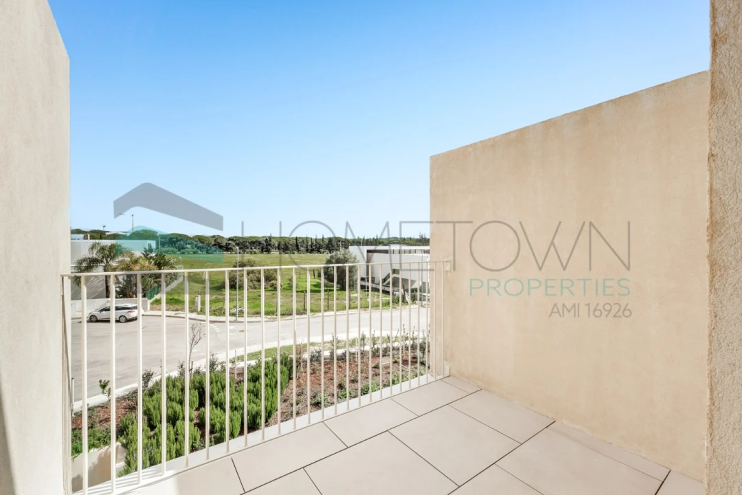 Apartamento T2 para Venda em Quarteira Foto 18