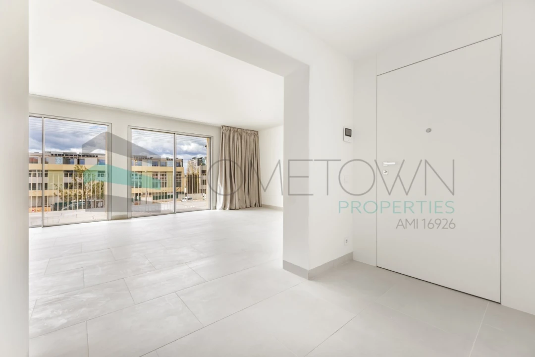 Apartamento T2 para Venda em Quarteira Foto 2