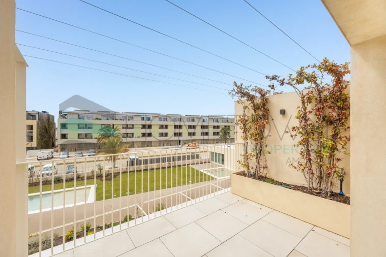 Apartamento T2 para Venda em Quarteira Foto 12