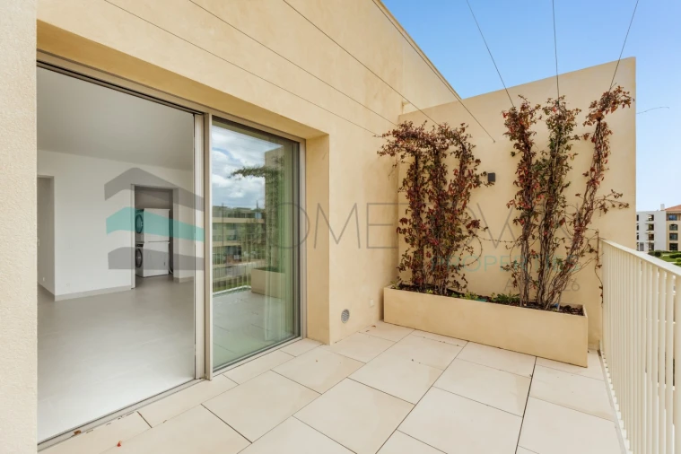 Apartamento T2 para Venda em Quarteira Foto 16