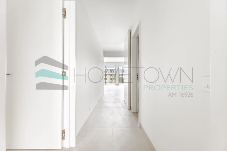 Apartamento T2 para Venda em Quarteira Foto 31