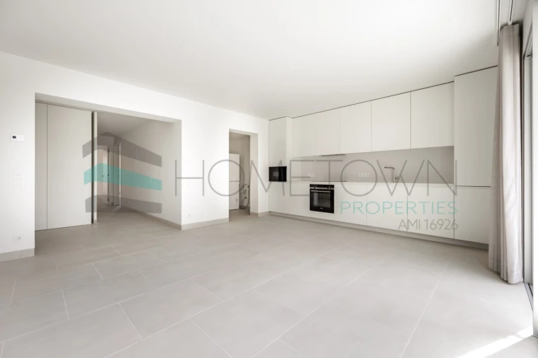 Apartamento T2 para Venda em Quarteira Foto 4