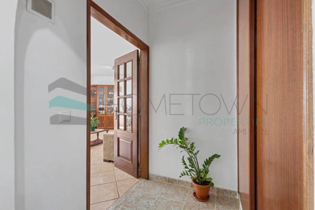 Apartamento T2 para Venda em Quarteira Foto 8