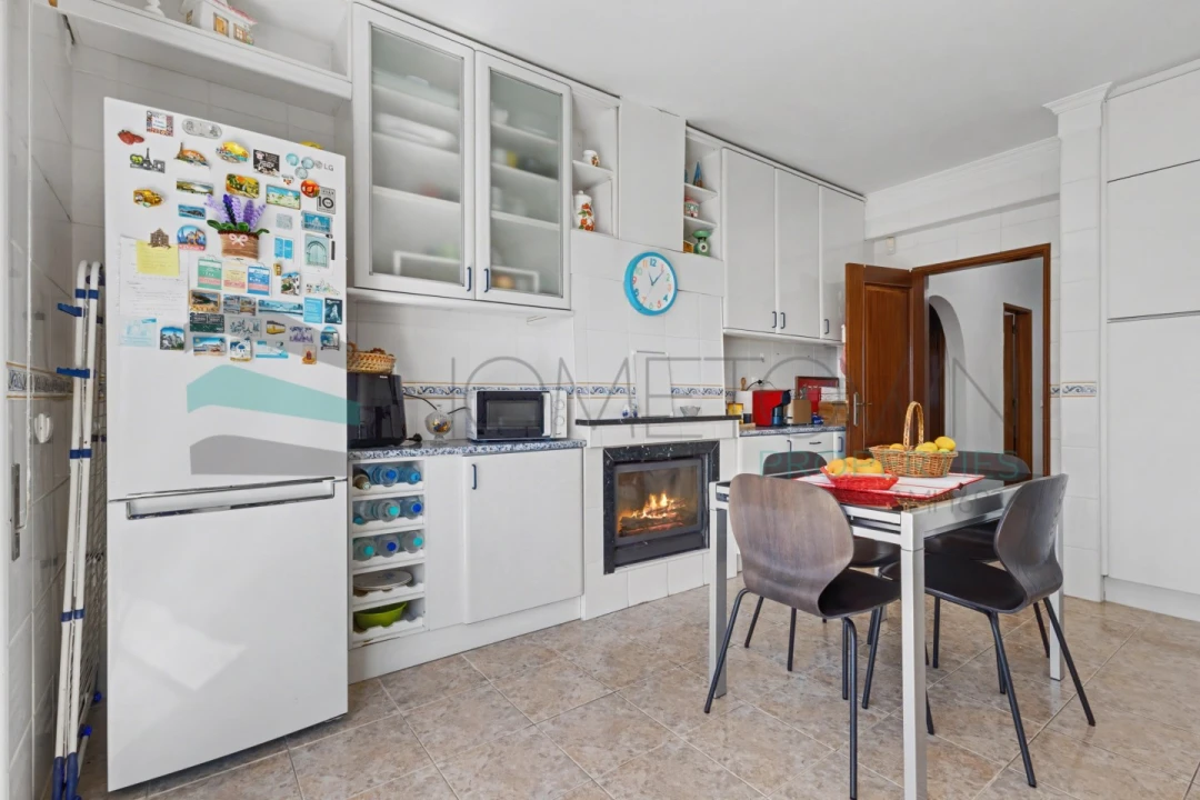 Apartamento T2 para Venda em Quarteira Foto 12