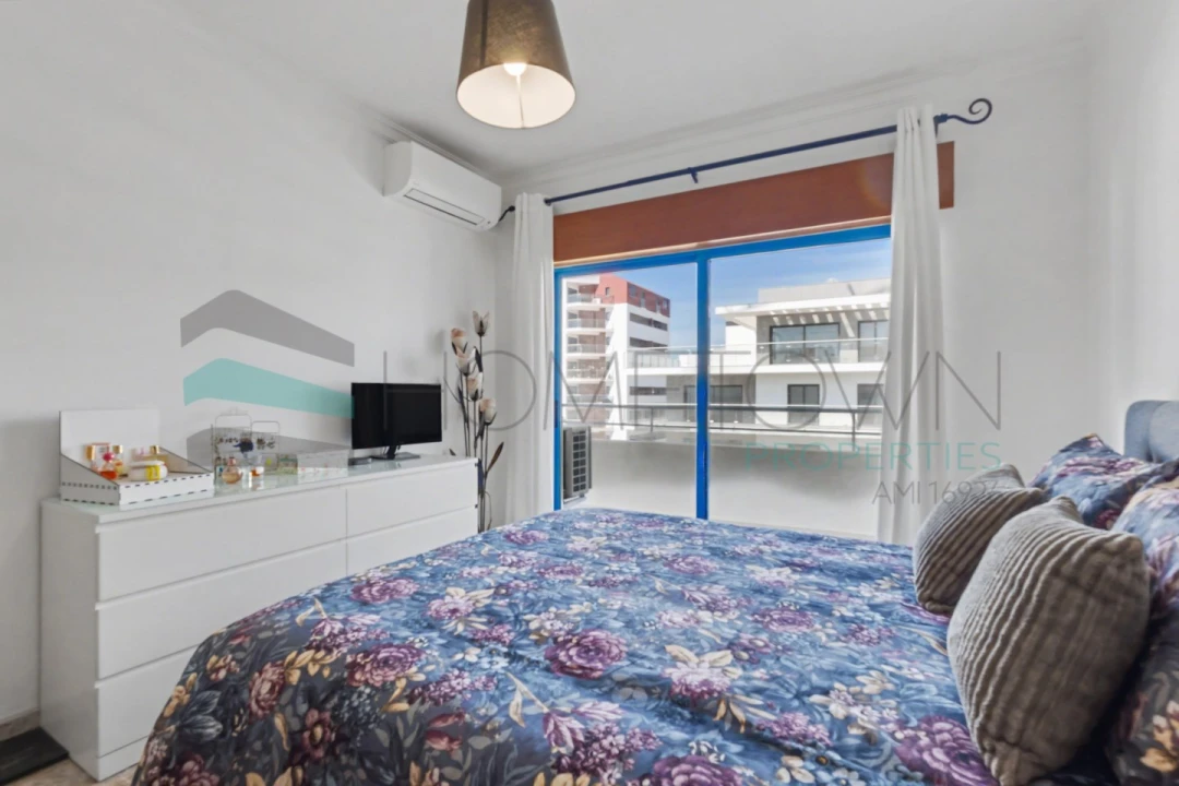 Apartamento T2 para Venda em Quarteira Foto 22