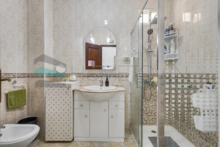 Apartamento T2 para Venda em Quarteira Foto 28