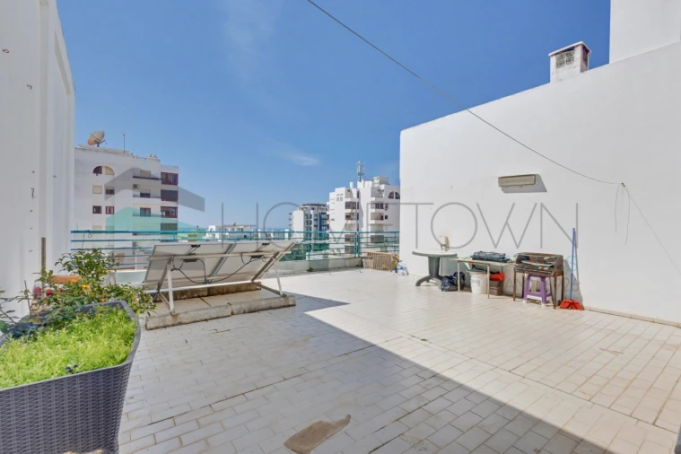 Apartamento T2 para Venda em Quarteira Foto 41