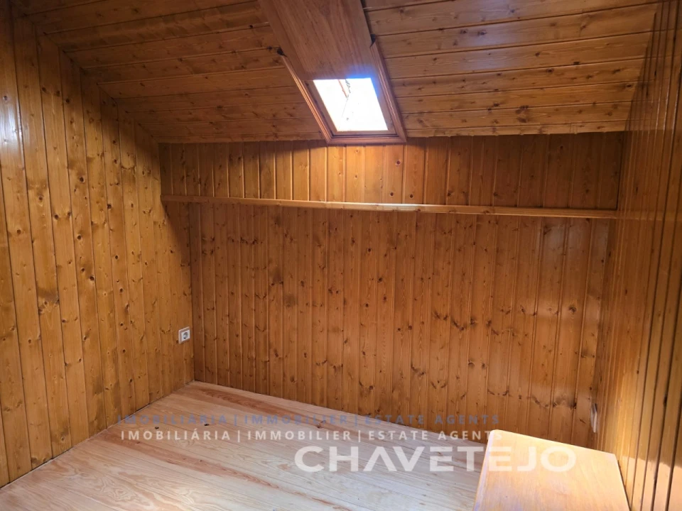 Moradia T2 para Venda em Seiça Foto 30