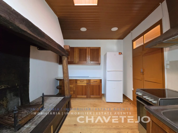 Moradia T2 para Venda em Seiça Foto 12