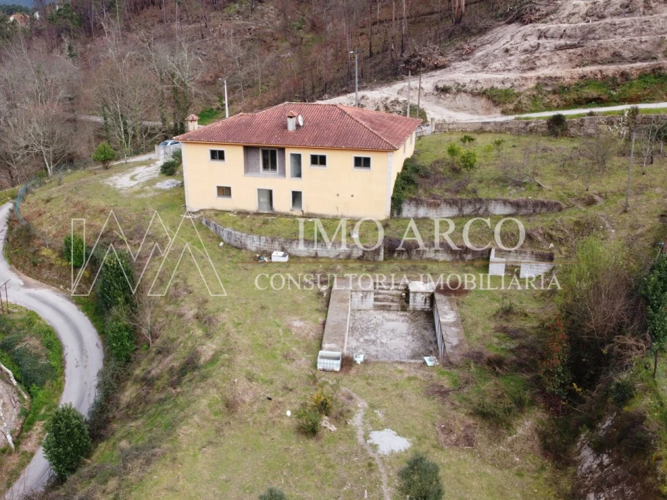 Quinta T3 para Venda em Vale de Bouro Foto 21