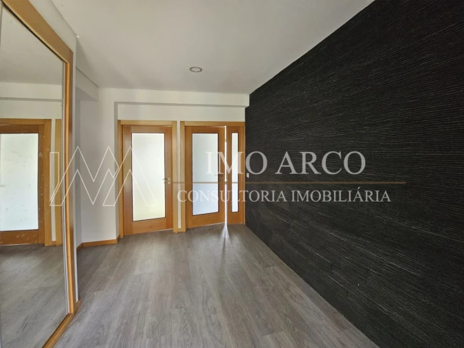 Quinta T3 para Venda em Vale de Bouro Foto 5