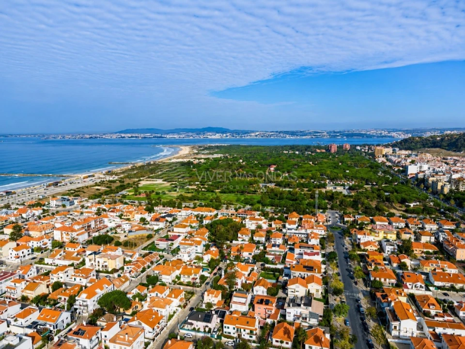 Apartamento T1 para Venda em Costa da Caparica Foto 15