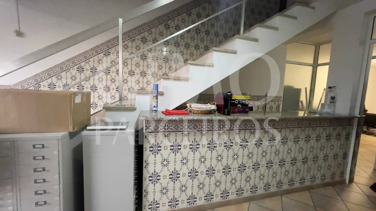 Loja para Arrendamento em Oliveira do Bairro Foto 12