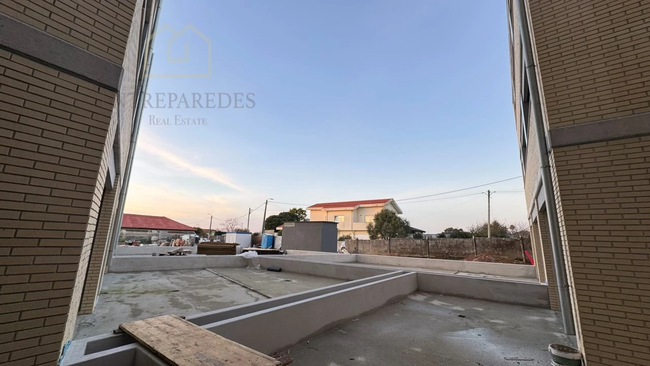 Apartamento T3 para Venda em São Felix da Marinha Foto 38