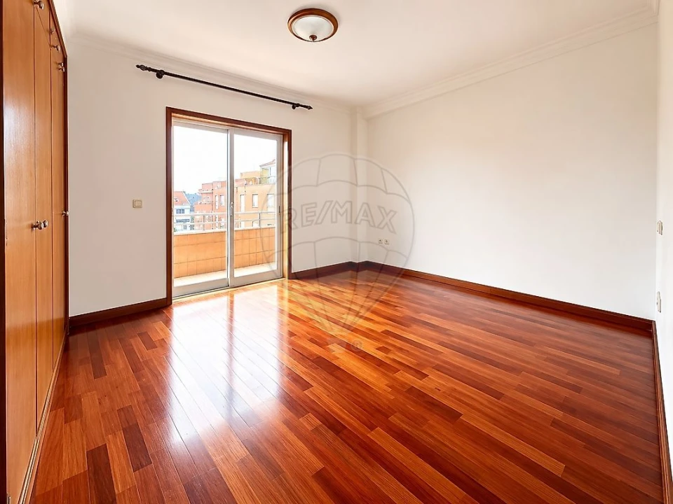 Apartamento T2 para Venda em Madalena Foto 12