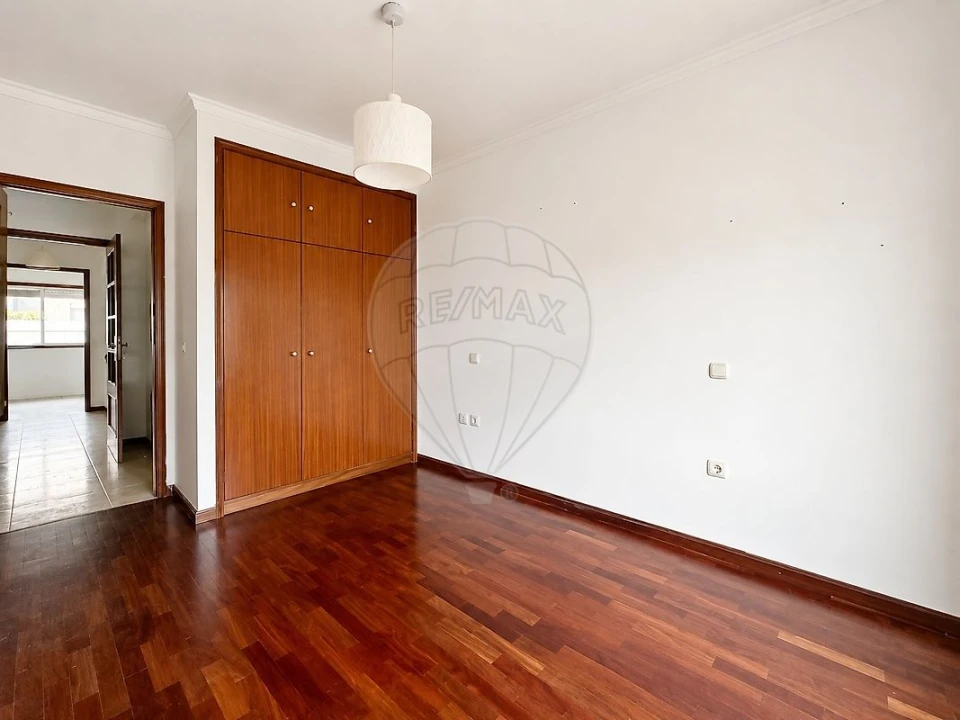 Apartamento T2 para Venda em Madalena Foto 10