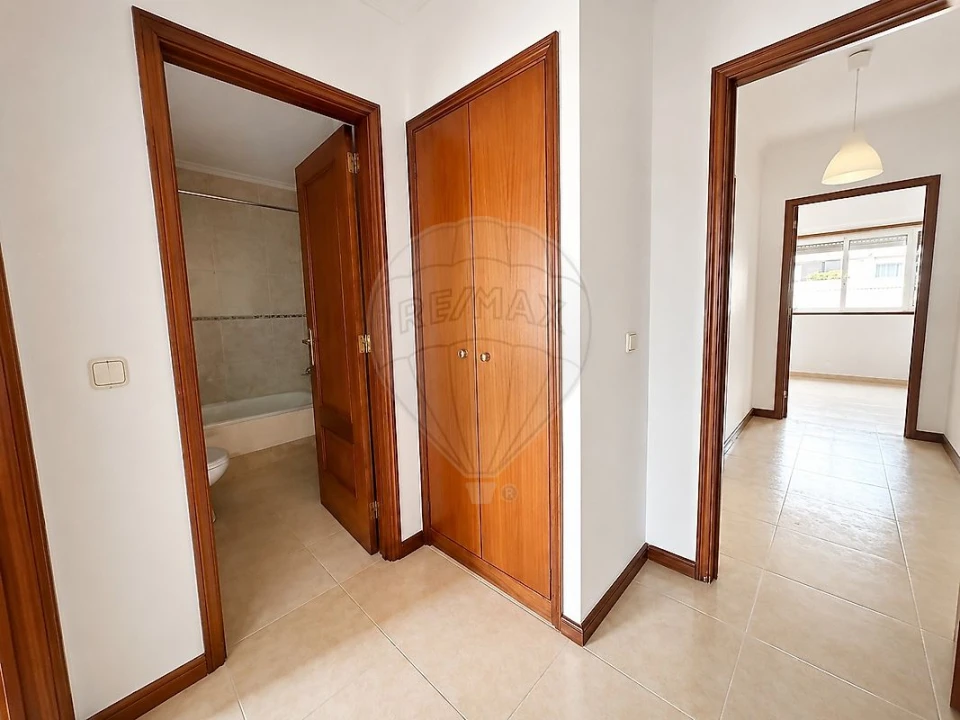 Apartamento T2 para Venda em Madalena Foto 7