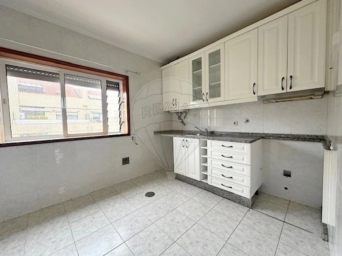 Apartamento T2 para Venda em Madalena Foto 1
