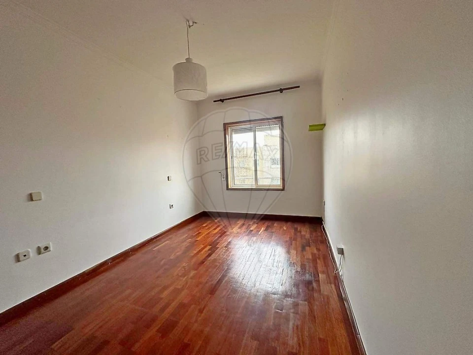 Apartamento T2 para Venda em Madalena Foto 8
