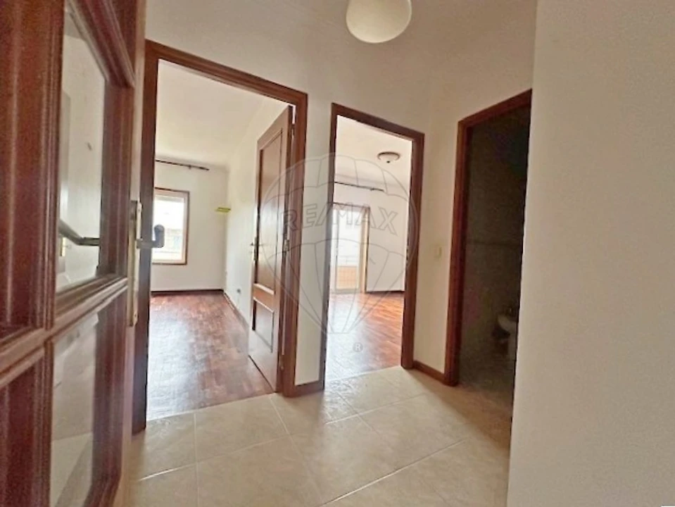 Apartamento T2 para Venda em Madalena Foto 6