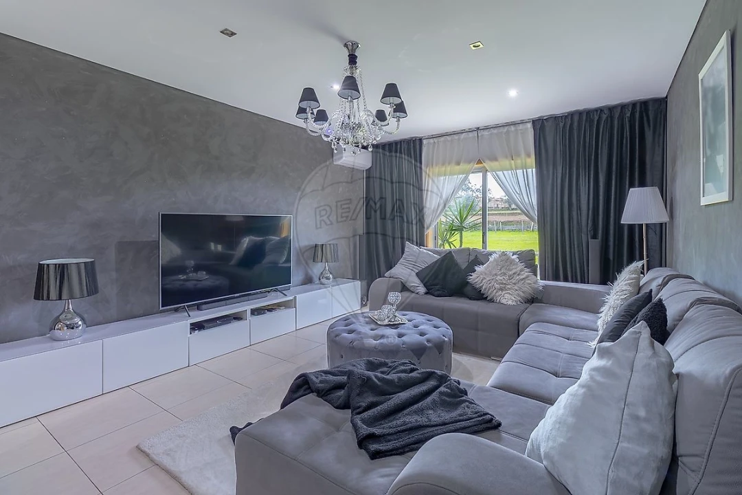 Apartamento T2 para Venda em Canedo, Vale e Vila Maior Foto 10