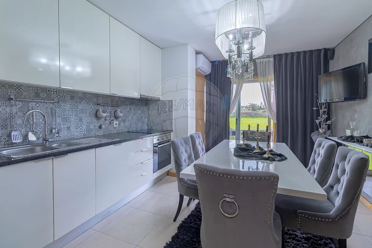 Apartamento T2 para Venda em Canedo, Vale e Vila Maior Foto 4