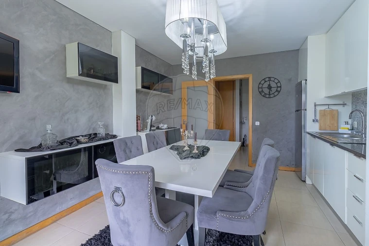 Apartamento T2 para Venda em Canedo, Vale e Vila Maior Foto 2