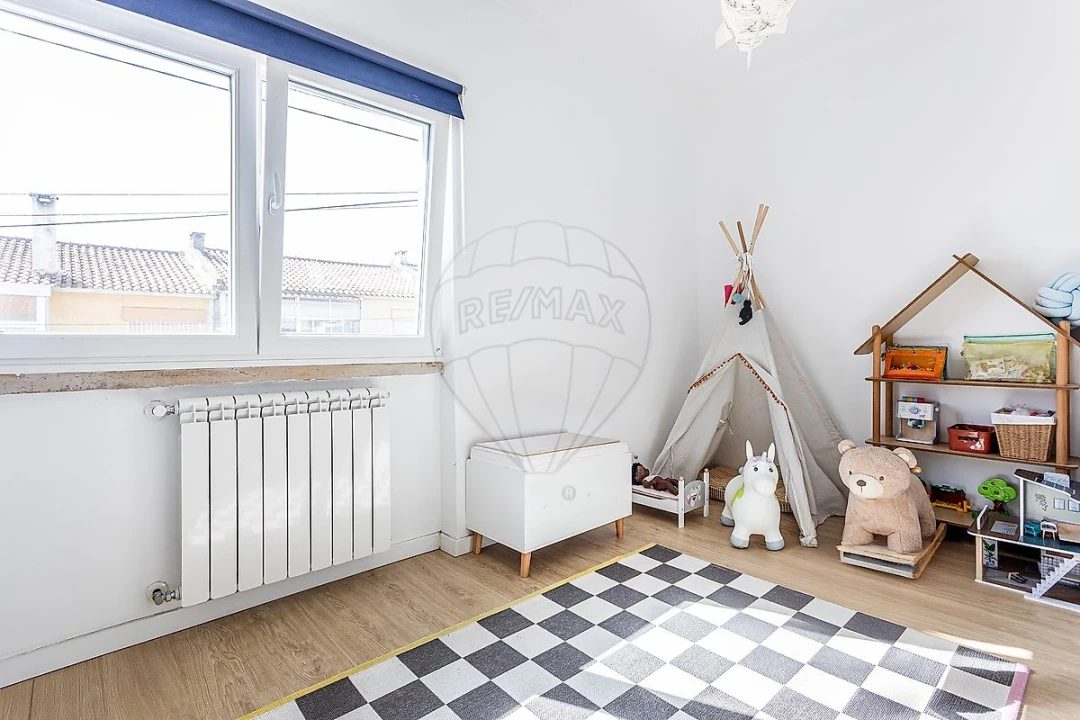 Moradia T4 para Venda em Santa Maria e São Miguel, São Martinho, São Pedro Penaferrim Foto 24