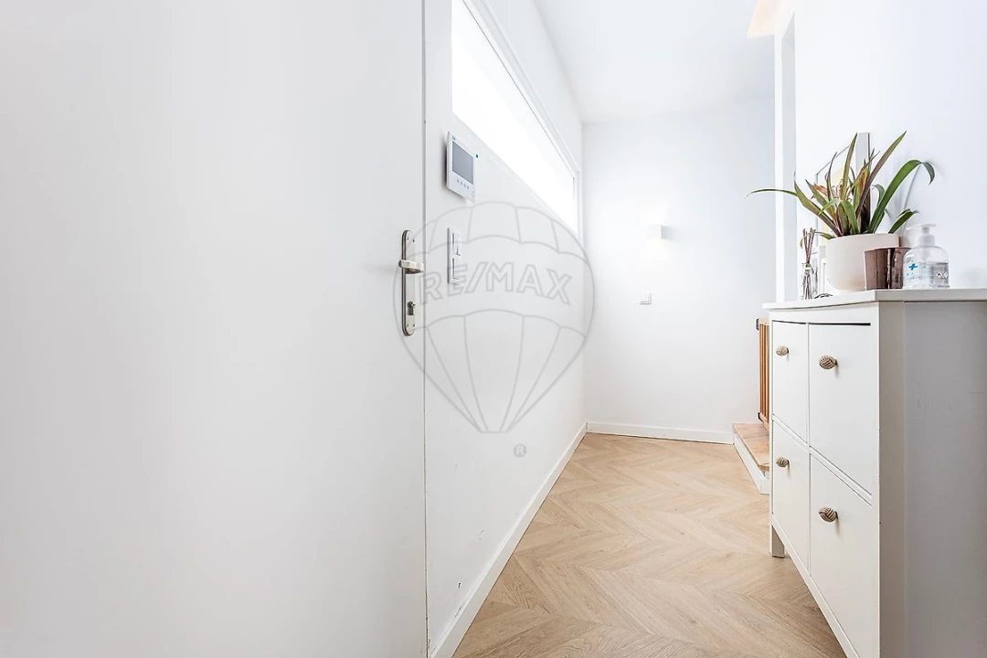 Moradia T4 para Venda em Santa Maria e São Miguel, São Martinho, São Pedro Penaferrim Foto 22