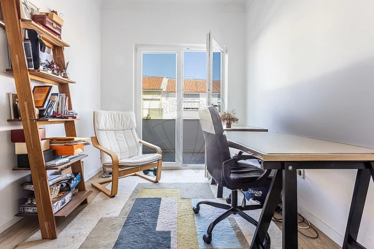 Moradia T4 para Venda em Santa Maria e São Miguel, São Martinho, São Pedro Penaferrim Foto 35